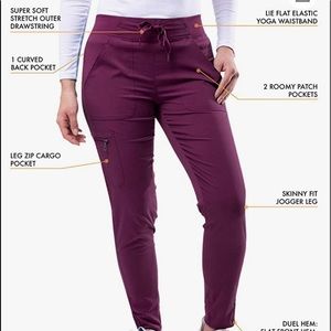 Adar scrubs set